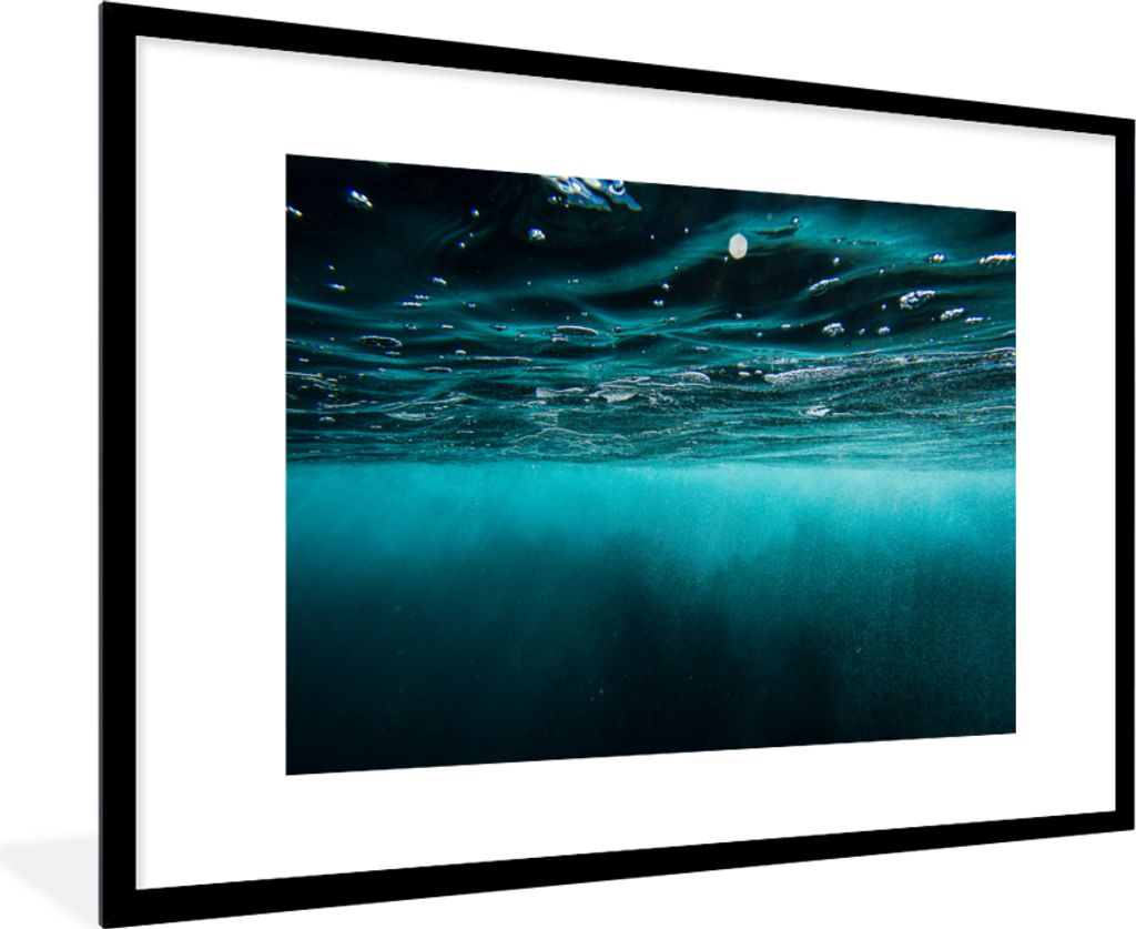 MuchoWow MuchoWow Gerahmtes Poster Meer - Unterwasser - Blau 90x60 cm - Poster mit zchwarzem Bilderrahmen - Wanddekoration - Fotos