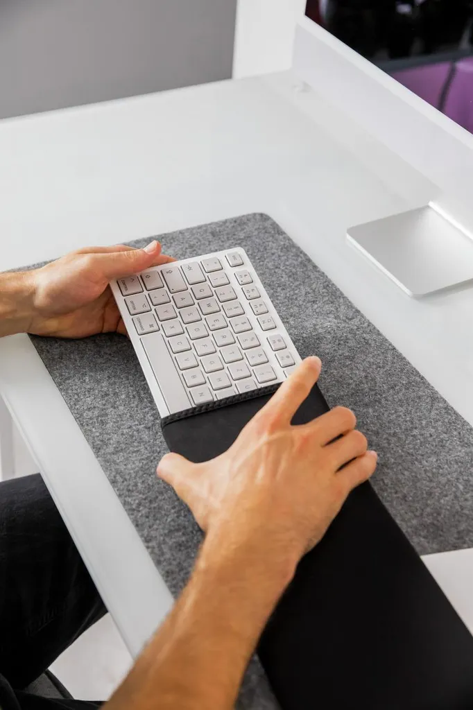 Clavier Bluetooth Compact pour Mac CHERRY KW 7100 MINI blanc QWERTZ - 11