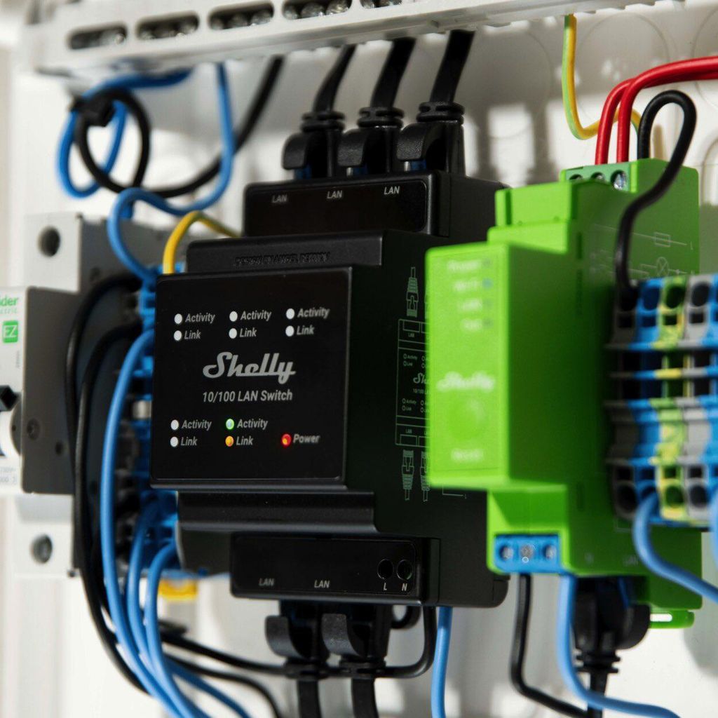 Shelly LAN-Switch für DIN-Schiene, 5 RJ45-Ports, einfache Produktbild 8
