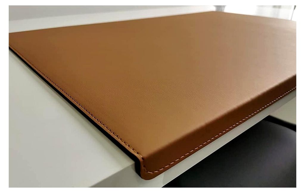 Gewinkelte Schreibtischunterlage aus Echtleder mit Kantenschutz 90cm x 48cm Beige
