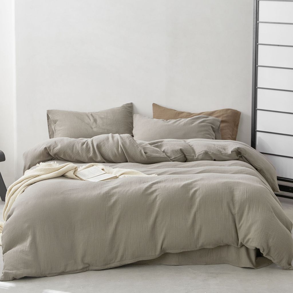 Double Gauze Bettwäsche 155x220 cm Taupe mit einem Produktbild 