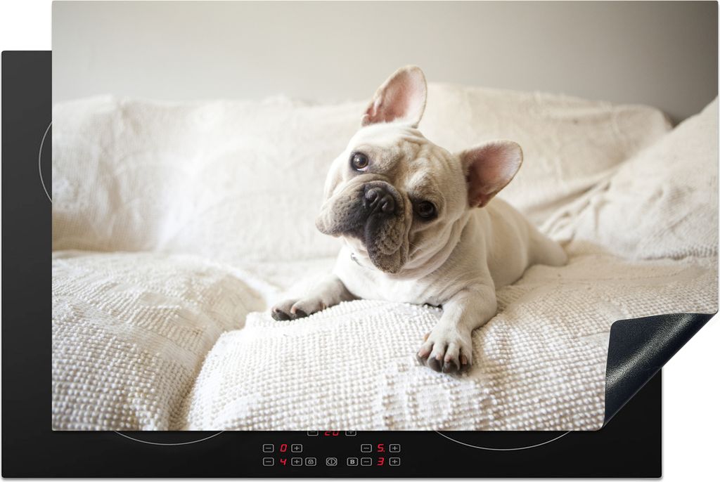 KitchenYeah Herdabdeckplatte Französische Bulldogge - Bank - Vorleger , 81x52cm, Küche Deko, Glaskeramikfeld Herdabdeckung, Abdeckplatte fùr K...