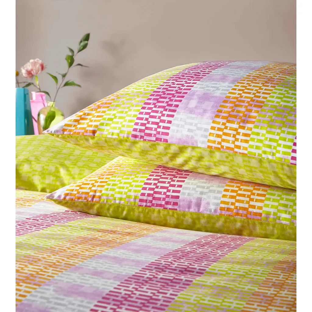 Parure de Lit Neola : Ravivez votre Chambre avec ce Modèle Lit Double