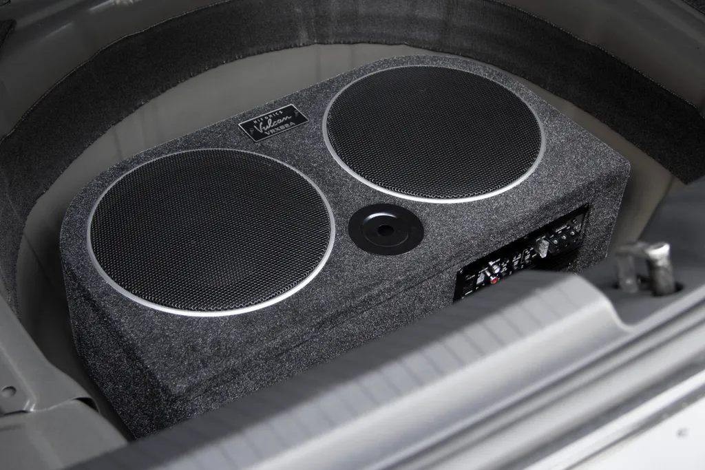Hifonics VRX82A Caisson de basses actif 20 cm avec membrane passive - 8