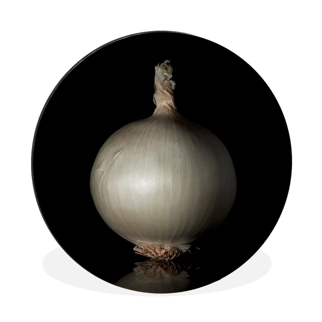 MuchoWow Aluminium Wandkreis Einsame weiße Zwiebel auf einem schwarzen reflektierenden Hintergrund Ø 30 cm Wanddeko Modern Wohnzimmer - Wand Bi...