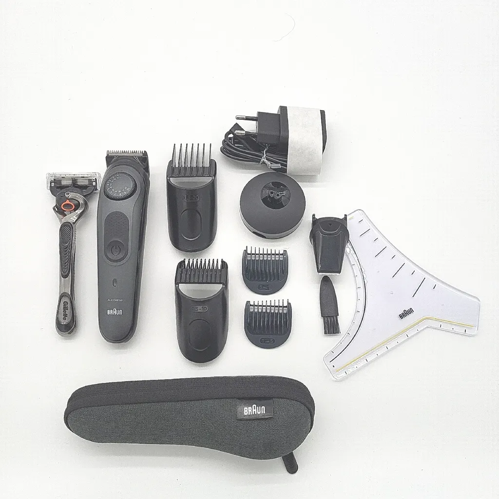 Tondeuse à barbe Braun Series 7 idéale pour entretien complet et barbe