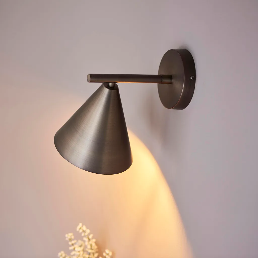 Applique murale en bronze brossé Endon CAPE, structure métal IP20, 19 cm - 5