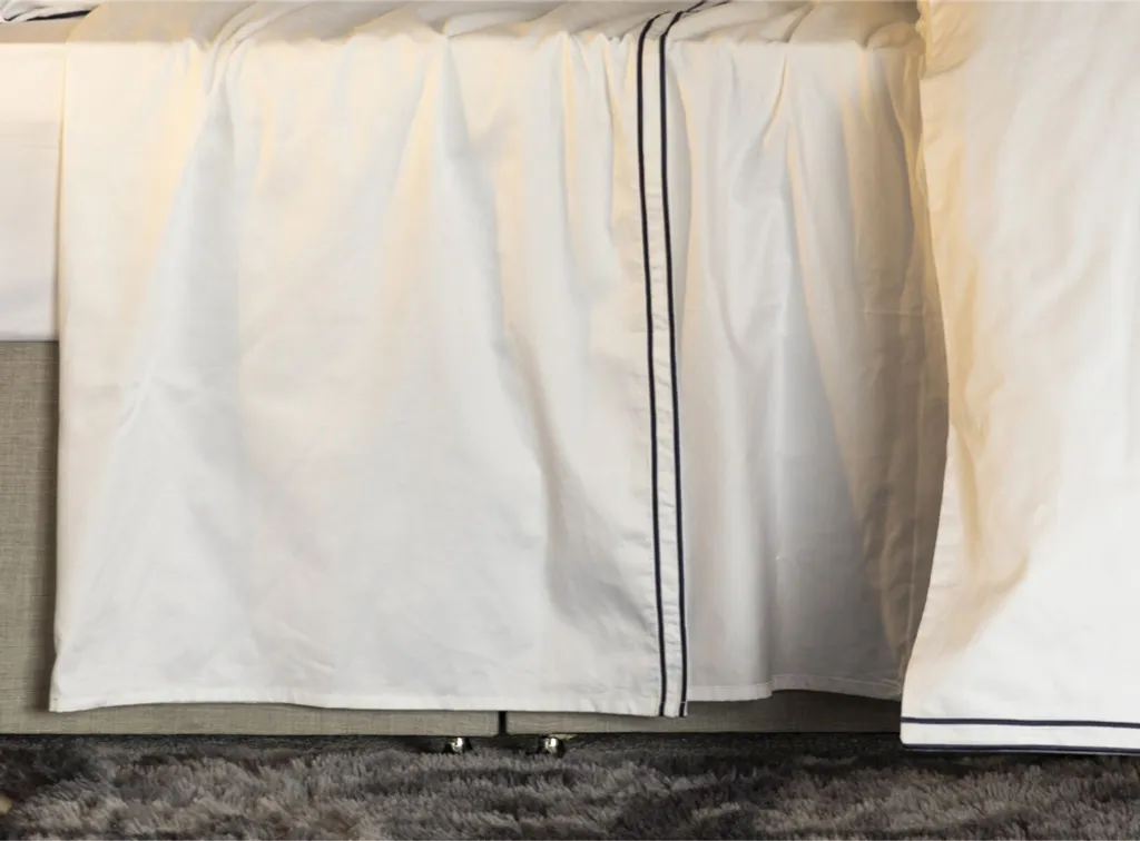 Drap Belledorm Savoy BM499 en Coton Mélangé Bleu Marine King Super King