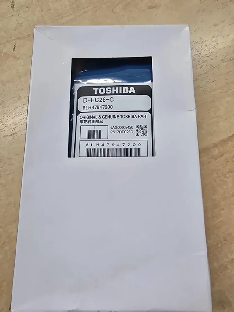 Développeur Toshiba D-FC28-C Cyan : Finissez-en avec les traces d'encre