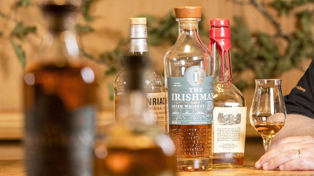 Jochen Schweizer Whisky & Schokolade Tasting Wien; Erlebnis verschenken oder selbst erleben; Gutschein gültig für 1 Person Gruppengröße: 4-20 ...