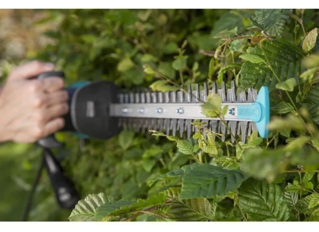 Taille-haies électrique Gardena EasyCut 500/55 - Performance et Précision