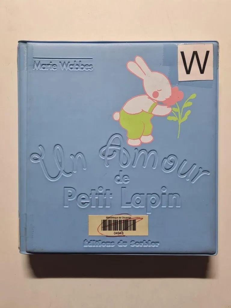 Petit Lapin en velours de coton 30cm Un Amour de Petit Lapin ultra soyeux