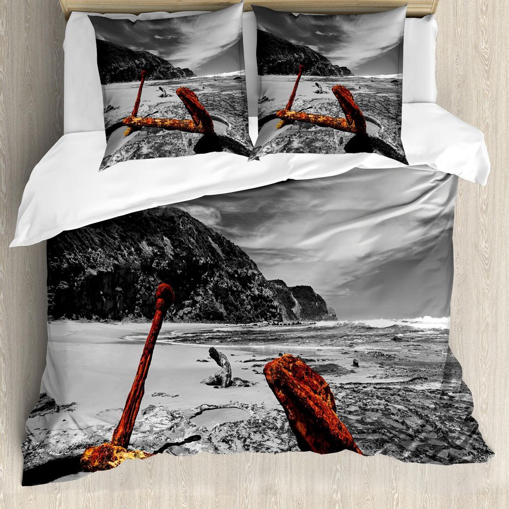 ABAKUHAUS Schiffswrack Bettbezug Set, Verwittertes Foto des gealterten und verfallenen abblätternden Ankers auf dem Strand durch den Hügel-Marine...