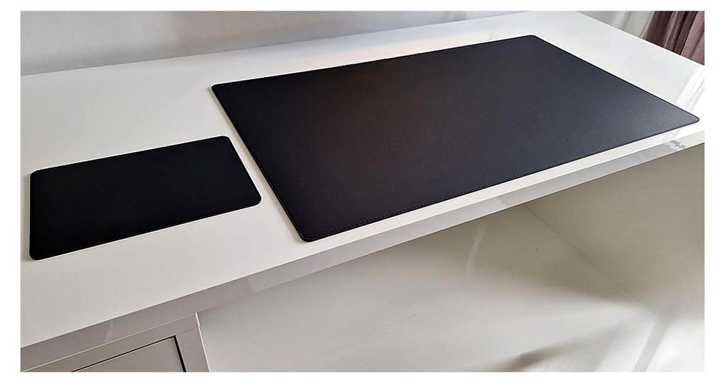 Gewinkelte Schreibtischunterlage mit Kantenschutz und Mousepad aus echtem Leder Schwarz 90 x 47 cm