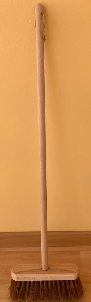 Balai de rue Harlekijn 80 cm : outil de nettoyage extérieur pour enfant