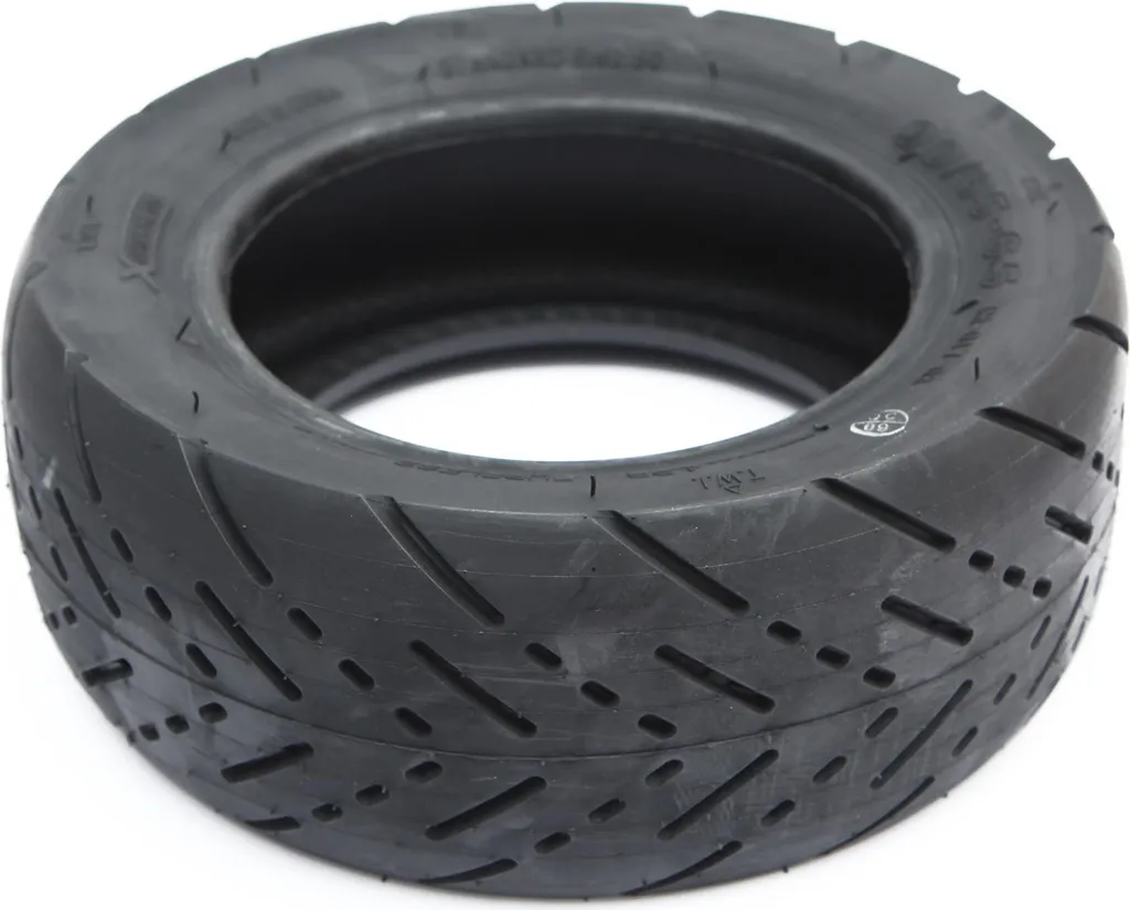 Pneu Anti-Crevaison 90/65-6.50 Tubeless ONYX TH017 + Valve Kit