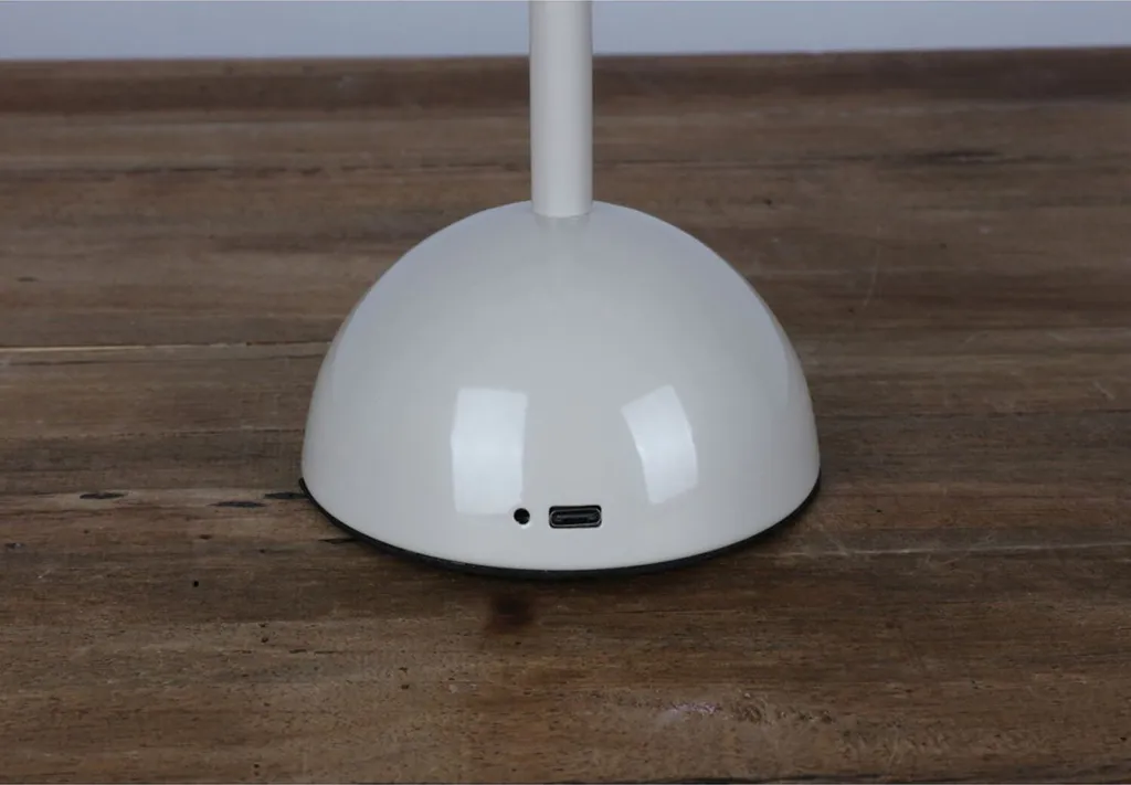 Lampe de Table Métal sans Fil contre l'Encombrement des Câbles USB