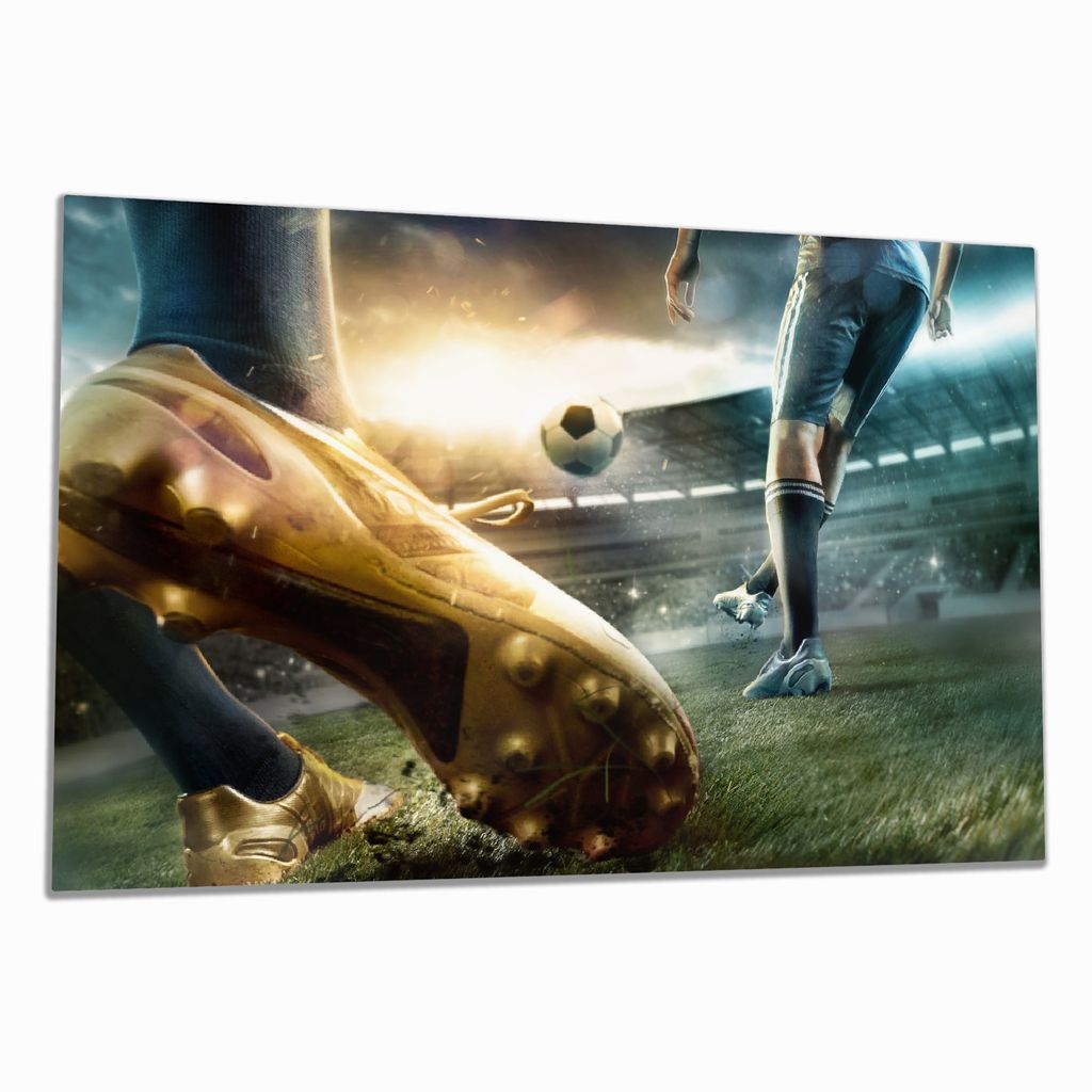 Wallario Herdabdeckplatte aus Glas, Größe 80 x 52 cm 1-teilig, Motiv Fußball Goldschuh auf dem Feld