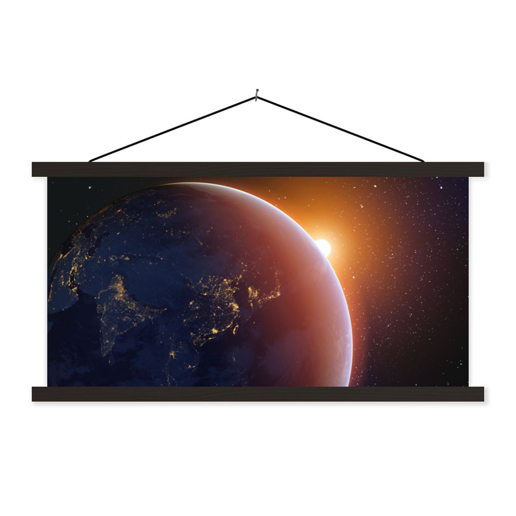 MuchoWow Textilposter Sonnenaufgang über der Erde 90x45 cm mit schwarzem Rahmen - Klemmleisten