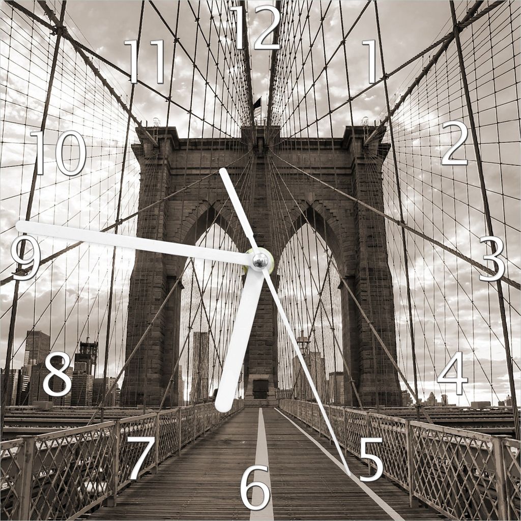 Wallario Design Wanduhr Brooklyn Bridge in New York aus Echtglas, Größe 20 x 20 cm