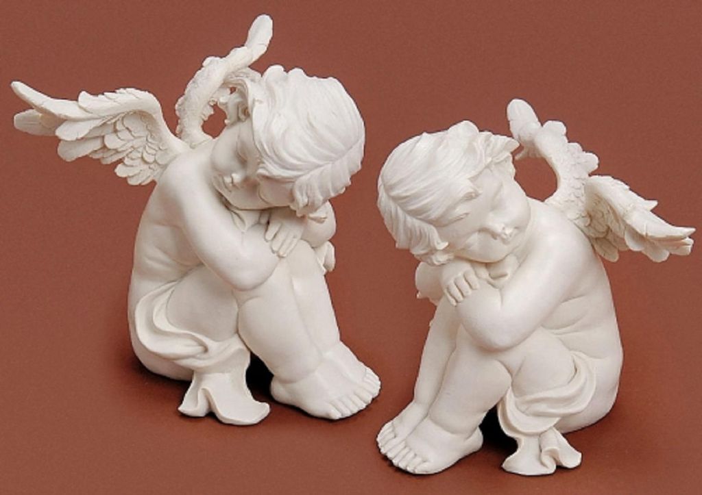 Dekofigur Engel sitzend Kunstharz creme H.24 cm Stückpreis Produktbild 