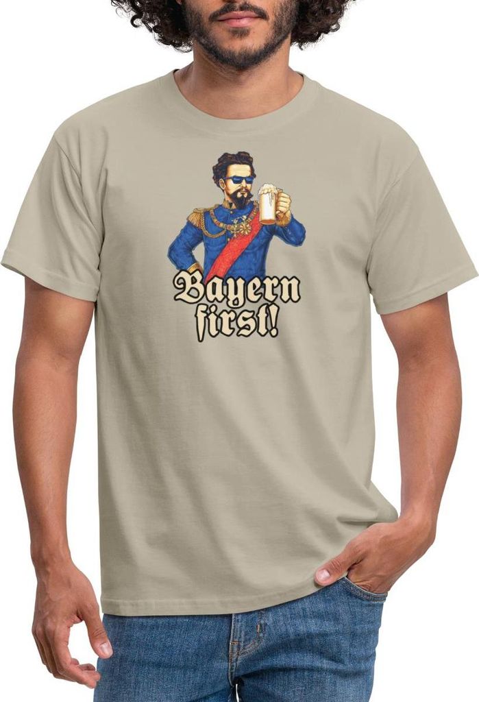 Spreadshirt König Ludwig Mit Bier Bayern First Männer T-Shirt, 3XL, Sandbeige
