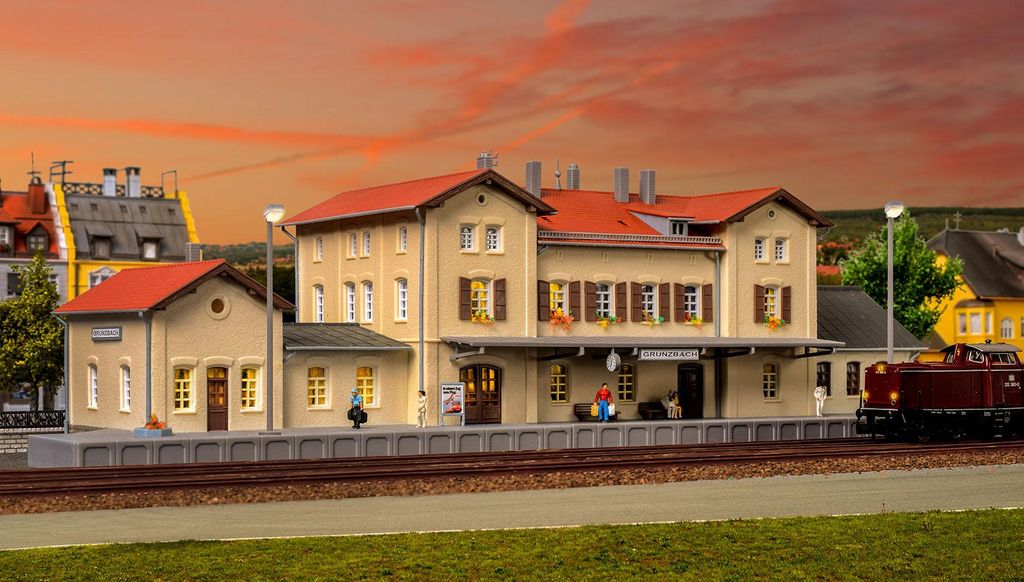 Kibri 37710 - N Bahnhof Grunzbach - Neu
