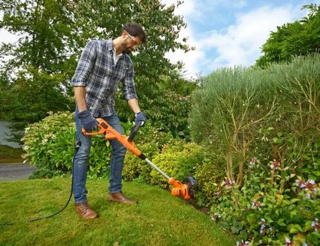 Débroussailleuse BESTA525 télescopique et tête pivotante 25 cm
