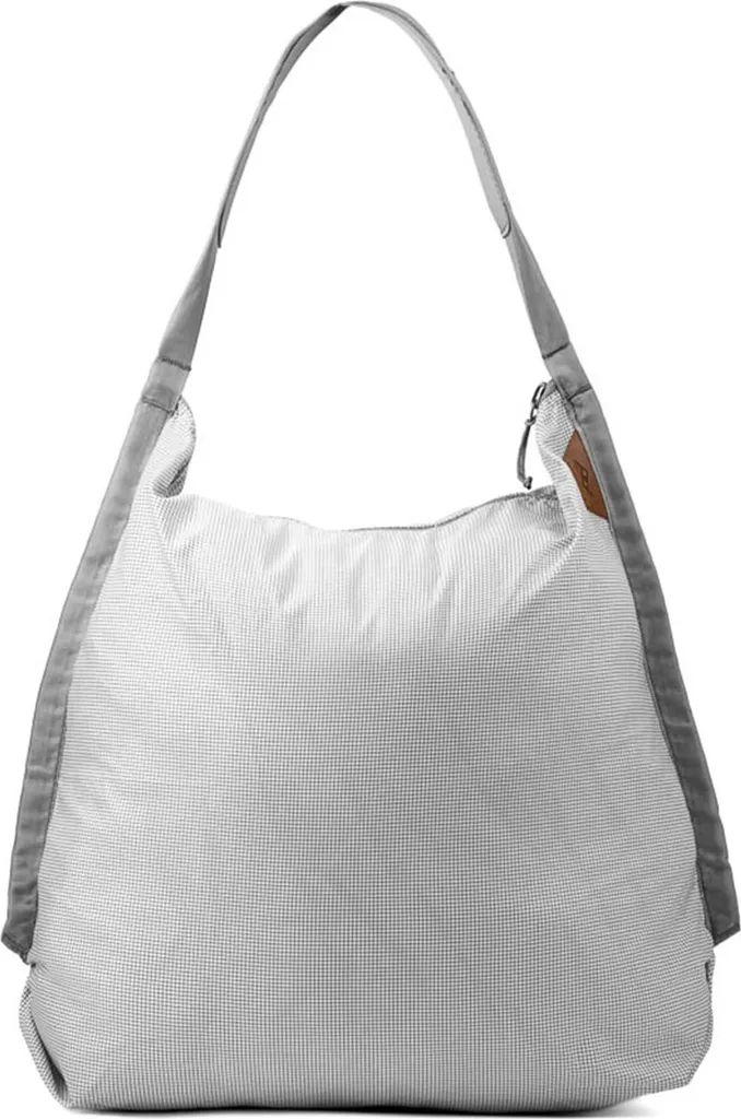 Ne manquez plus de place avec le Packable Tote 12L Peak Design Raw robuste
