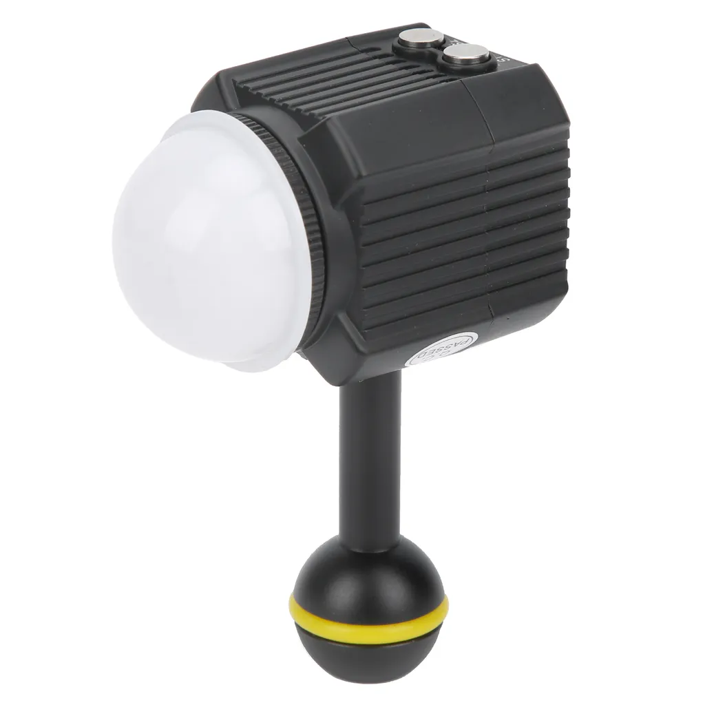 Fini les Vidéos Bleues : Lumière LED Sous-Marine 60M pour Vidéastes