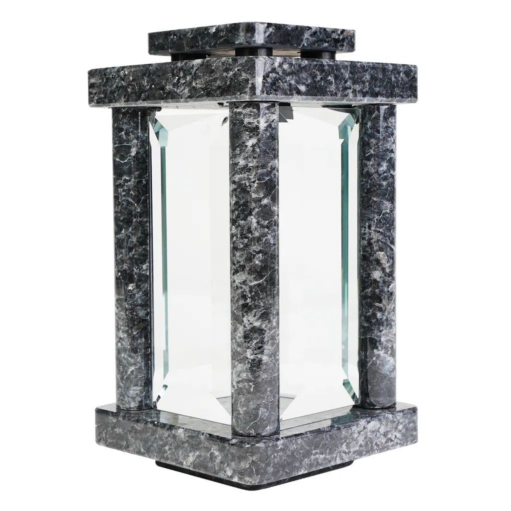 Lampe funéraire durable en granit Labrador contre vent et intempéries