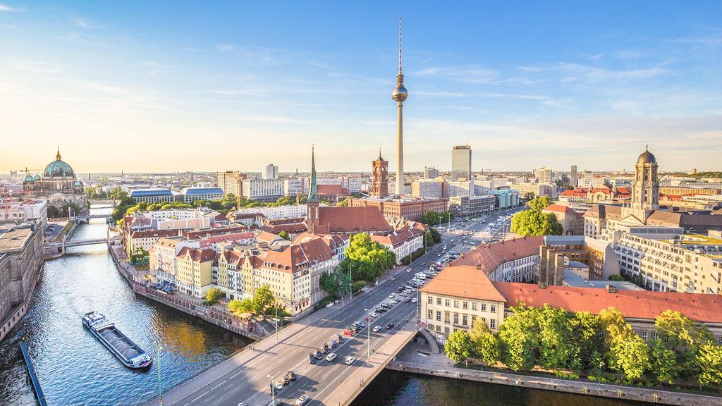 Jochen Schweizer Frühstück & Mauermuseum Berlin für 2; Erlebnis verschenken oder selbst erleben; Gutschein gültig für 2 Personen