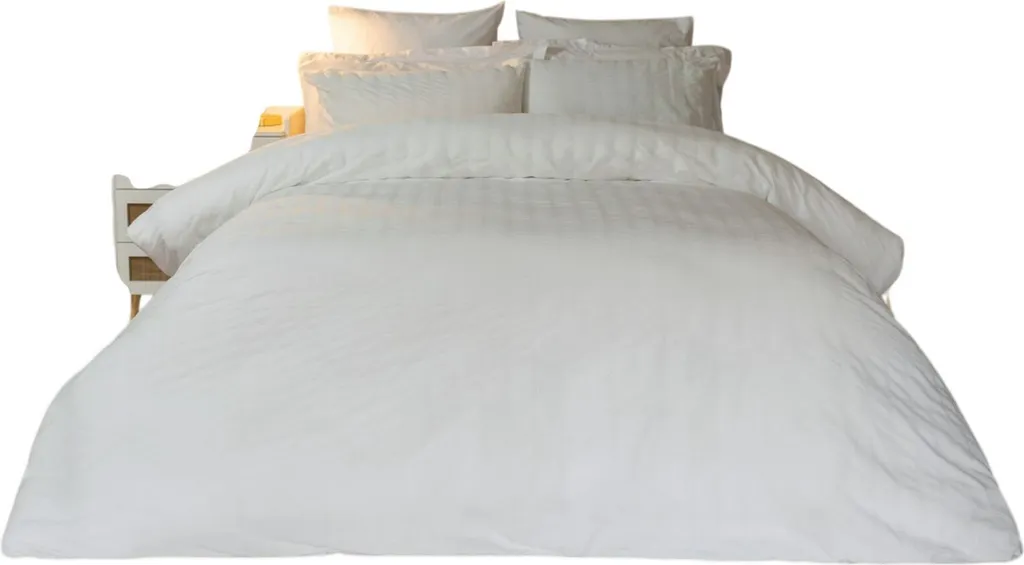 Literie Kingsize pour Lit Double Samara Blanc en Coton et Polyester