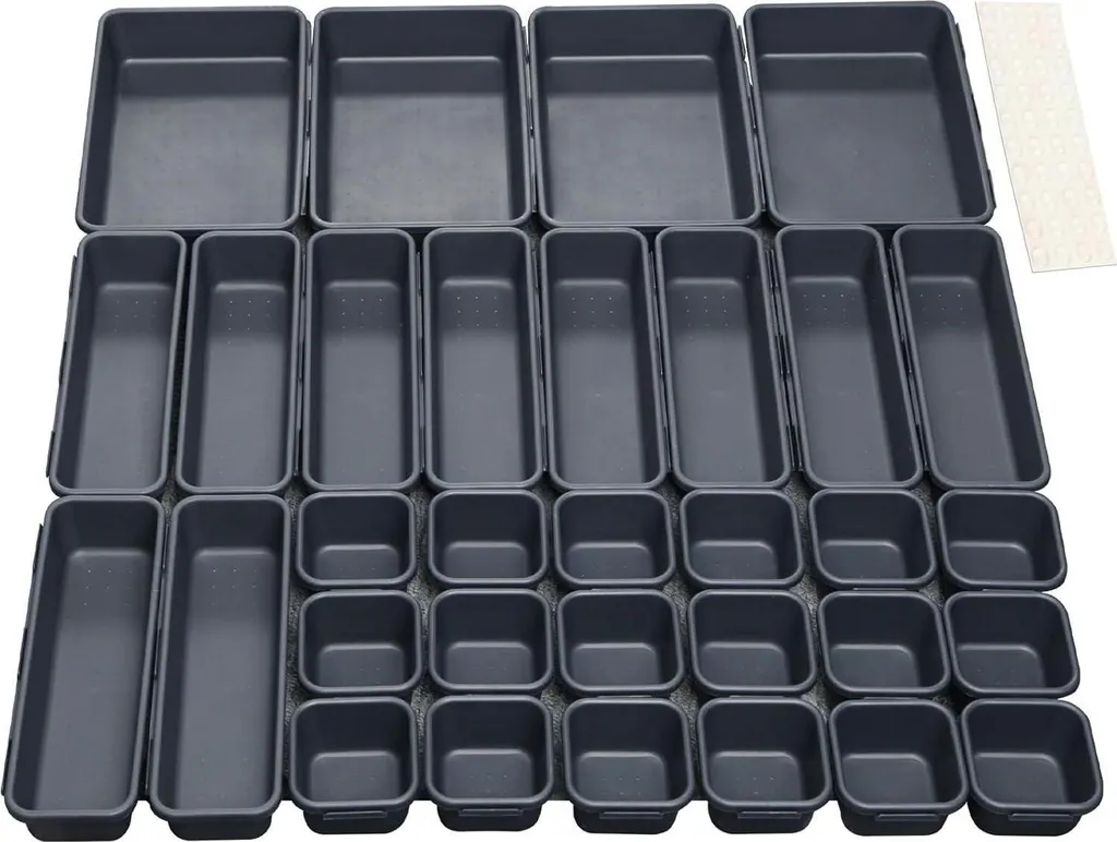 Organisateur de tiroir pour optimiser le rangement des couverts