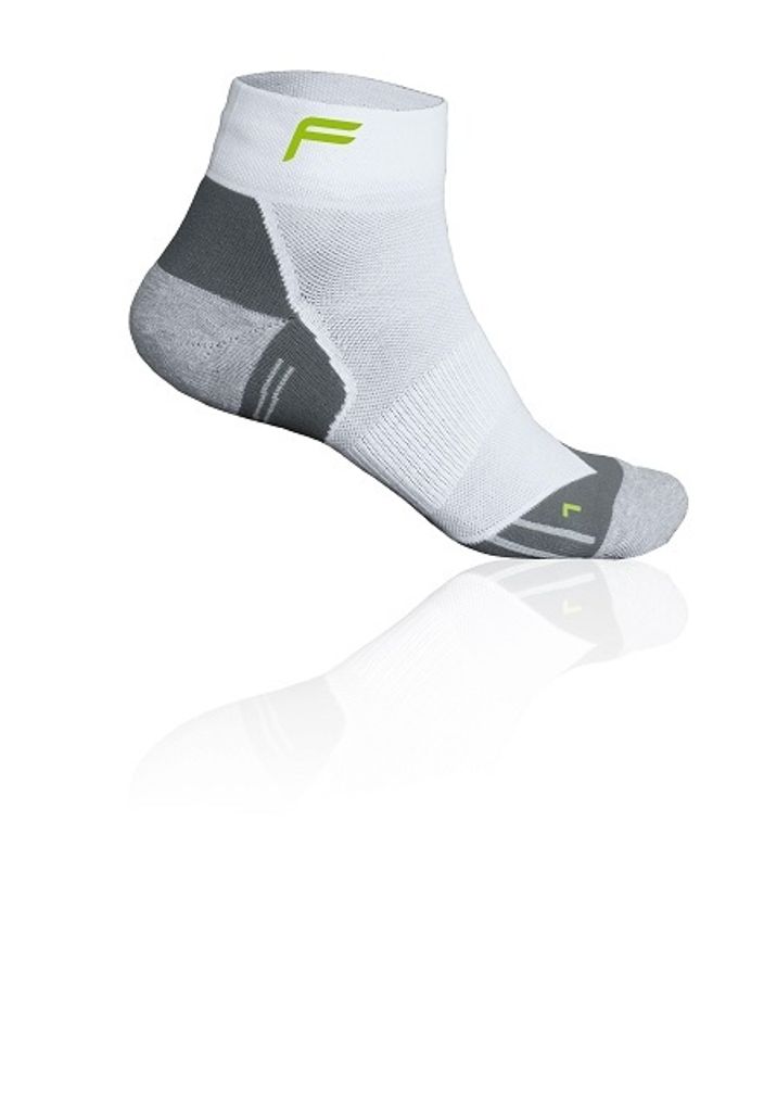 F-LITE Socken "RA 200", 59% Coolmax (Polyesterfasern) (Polyester), 38% Polyamid, 3% Elasthan, Hoch atmungsaktive L/R-Running Socke mit hoh