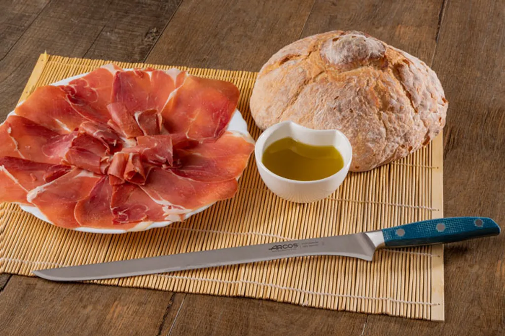Arcos Brooklyn: Il Coltello per Prosciutto Elegante in Micarta Blu - 6