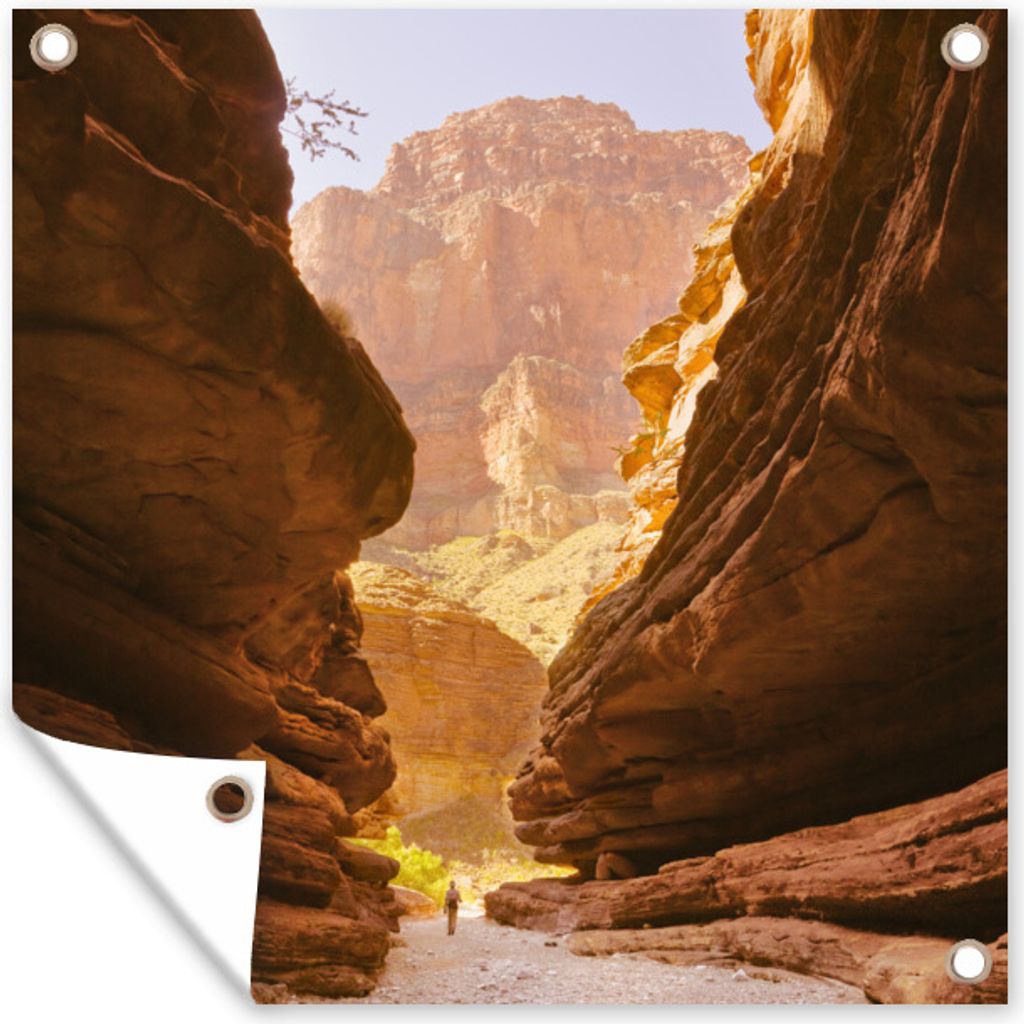 MuchoWow 50x50 cm Outdoor-Poster Gartendeko Sichtschutz Garten Poster für den Garten Mann wandert durch den Grand Canyon