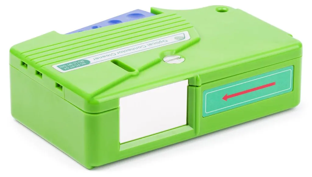 Améliorez votre signal réseau avec le kit Startech FOCLEANER fibre optique