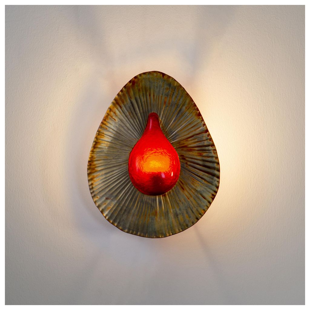 Deko-Wandleuchte aus Metall und Kunststoff, rot, 30 x 40 x Produktbild 