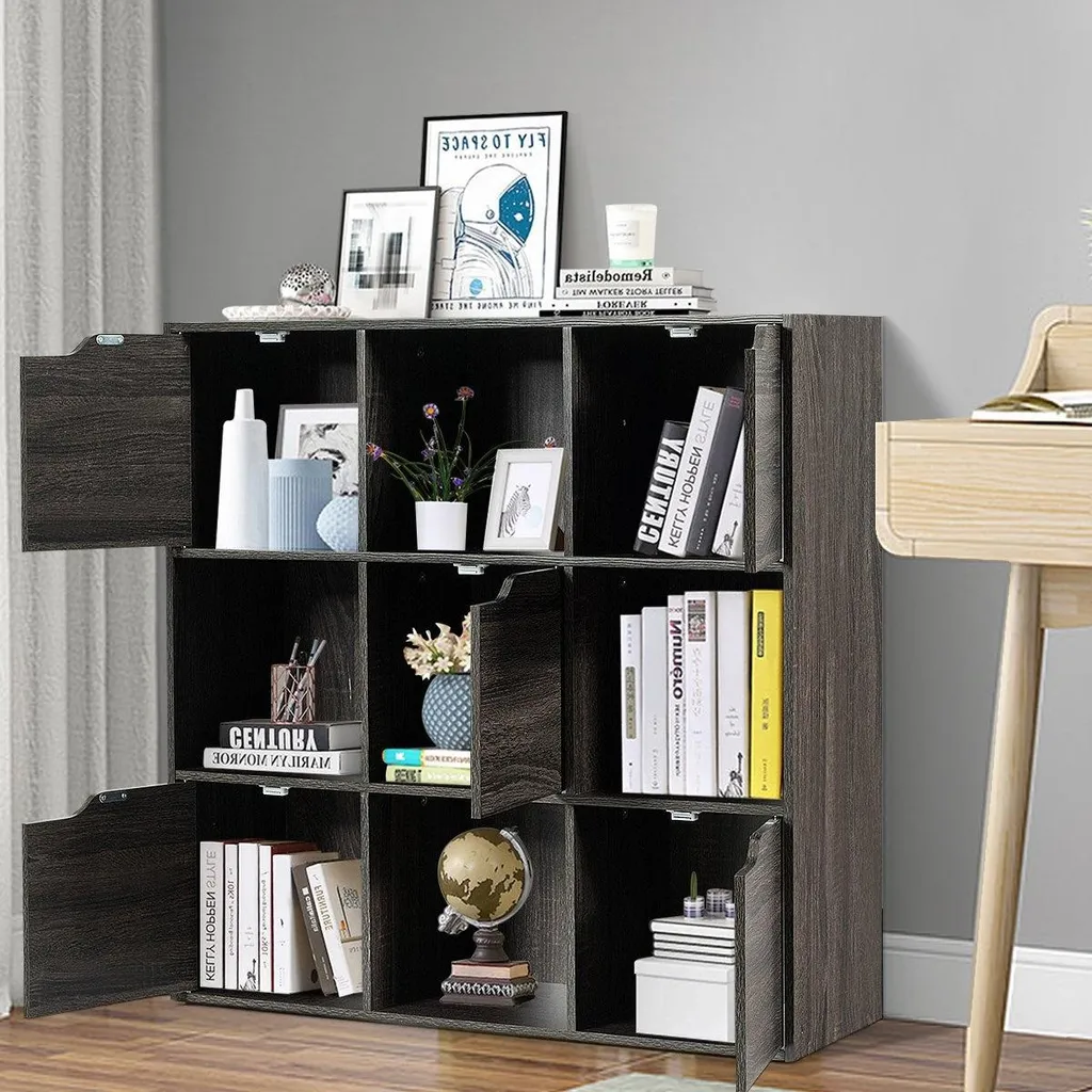 Bibliothèque autoportante en bois gris avec 9 casiers de rangement fermés