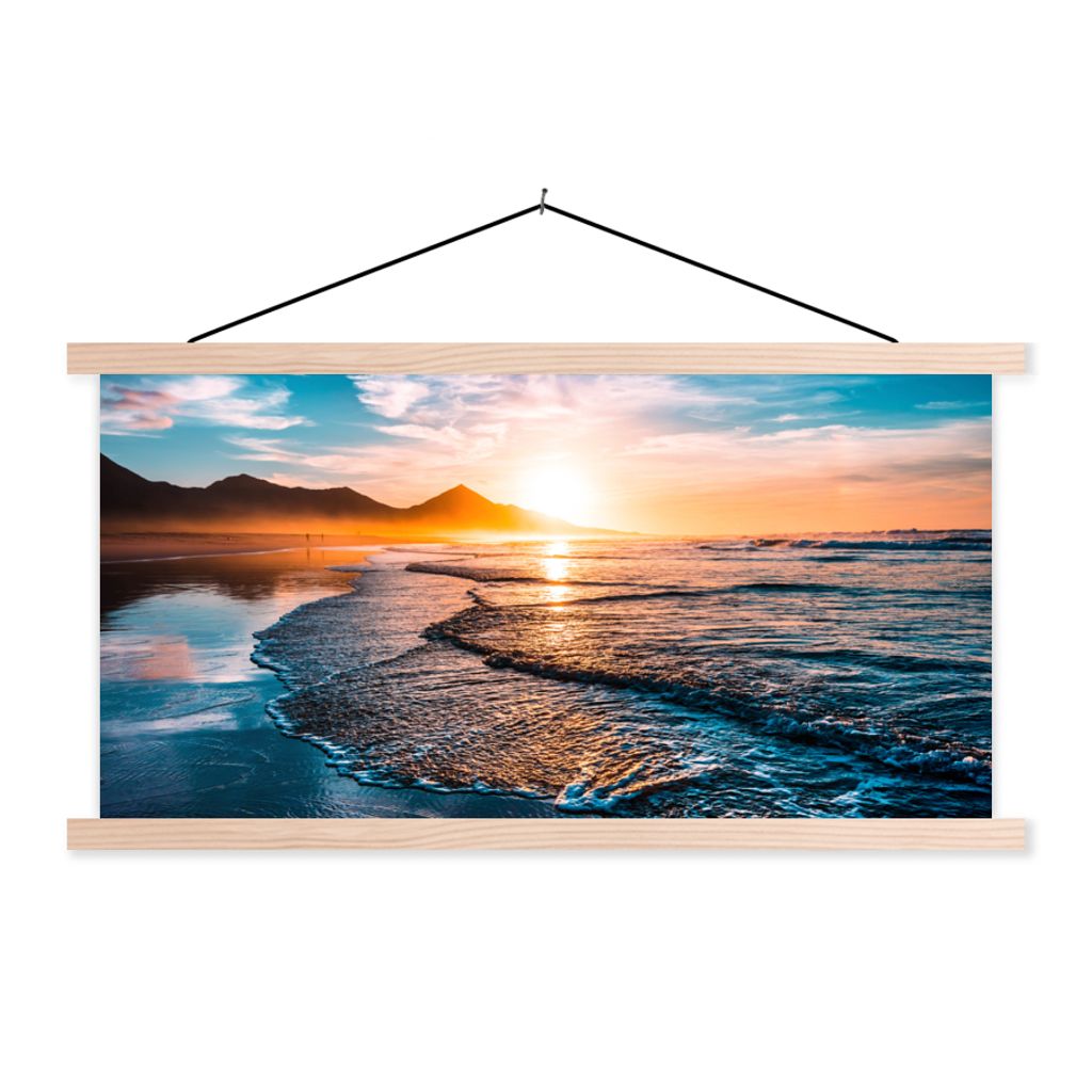 MuchoWow Textilposter Sonnenuntergang - Meer - Berg - Horizont - Landschaft - Blau 120x60 cm mit holzfarbenen Rahmen - Klemmleiste