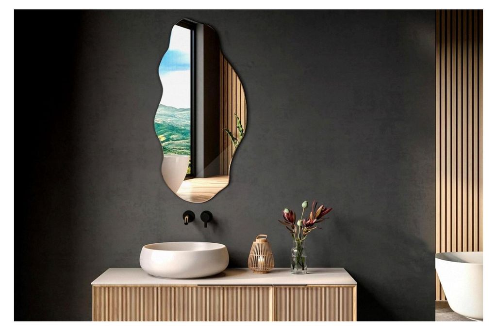 Großer Wandspiegel in organischer Form 50x100 cm für Badezimmer, Schlafzimmer, Wohnzimmer und Flur im modernen Boho-Stil