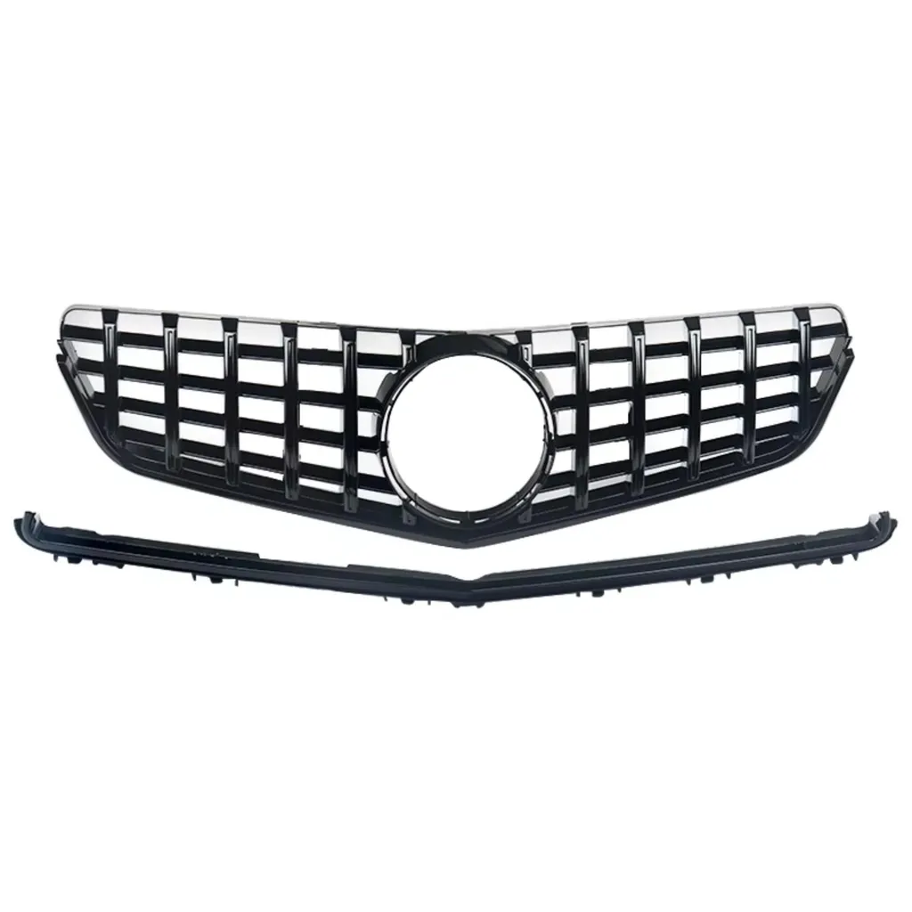 Personnalisez votre Mercedes Classe E W207 Coupé avec cette Grille GT-R