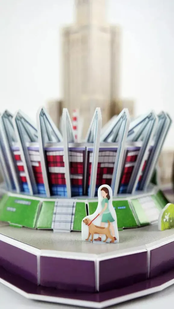 Puzzle 3D Cubic Fun CityLine Varsovie 20271 : Maquette Dante détaillée