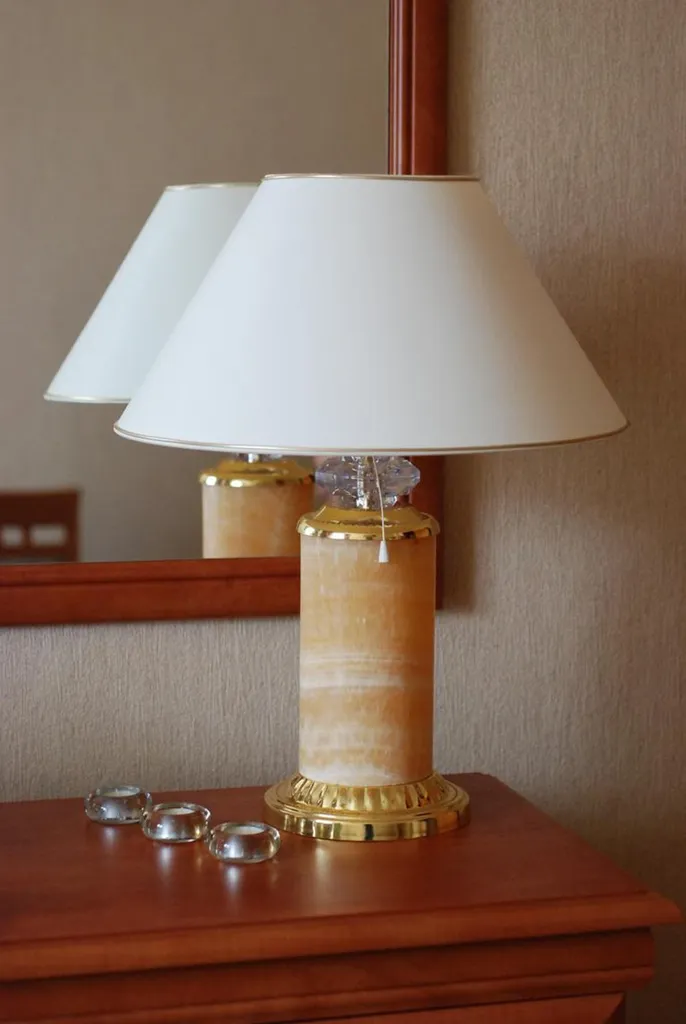 Lampe de table design classique 65cm pour éclairage intérieur chic