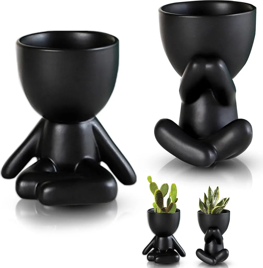 Décoration de bureau avec mini pots céramique pour plantes et cactus