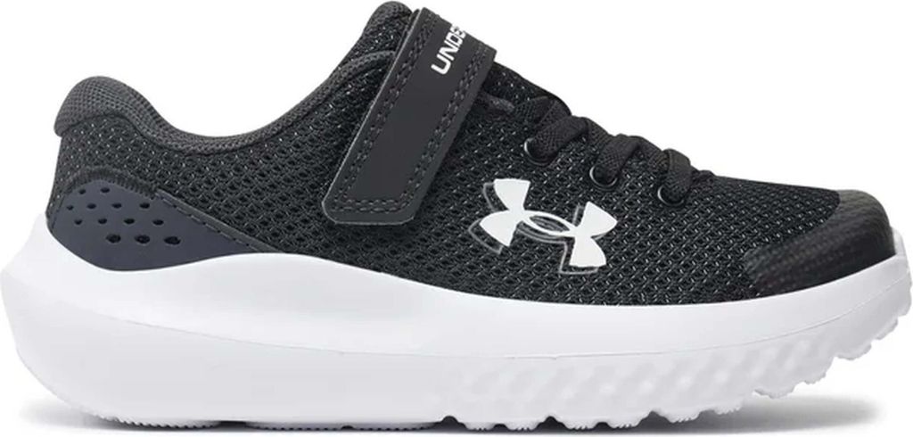Under Armour Sneakers 3027104-001 in Black color size 30