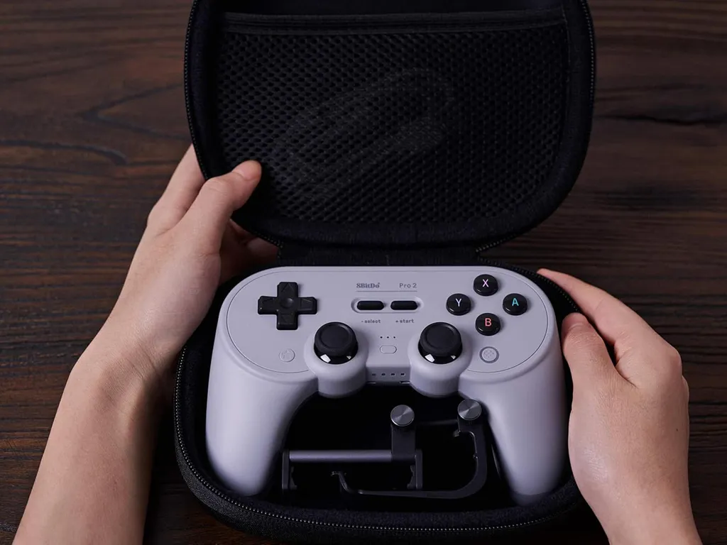 Custodia Protettiva 8BitDo - Idea Regalo per Gamer - Case Hard Shell - 3