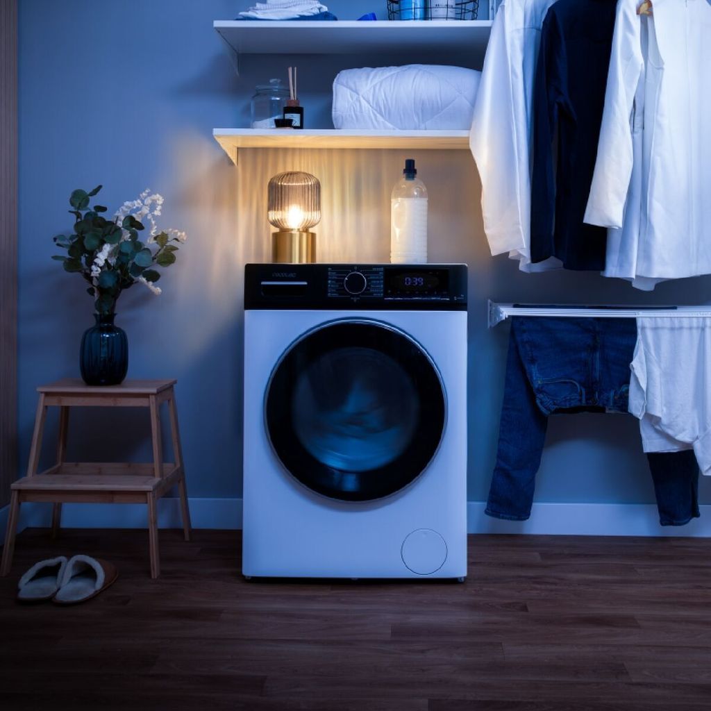 Steel-Waschmaschine mit 7 kg Fassungsvermögen und 1400 U/min, 12 Programmen, , Inverter Plus Motor, Steam Max, Drum Clean, Delay Start und Kinders...