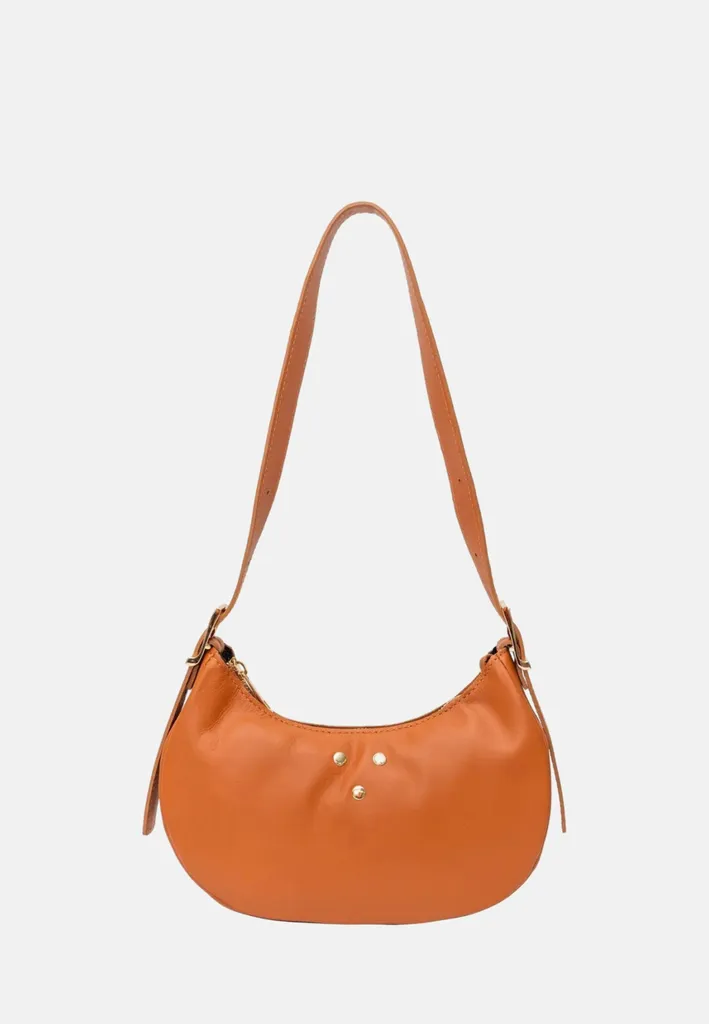 Sac Laurine 4124 Camel Cherry Paris en Aspect Cuir Grainé et Porté Main